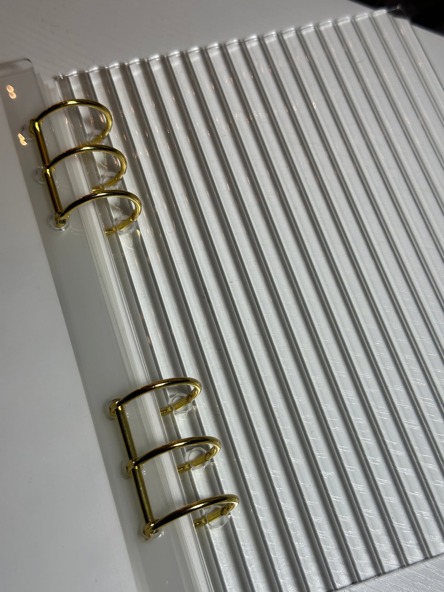 Acrylic Luxe Binder